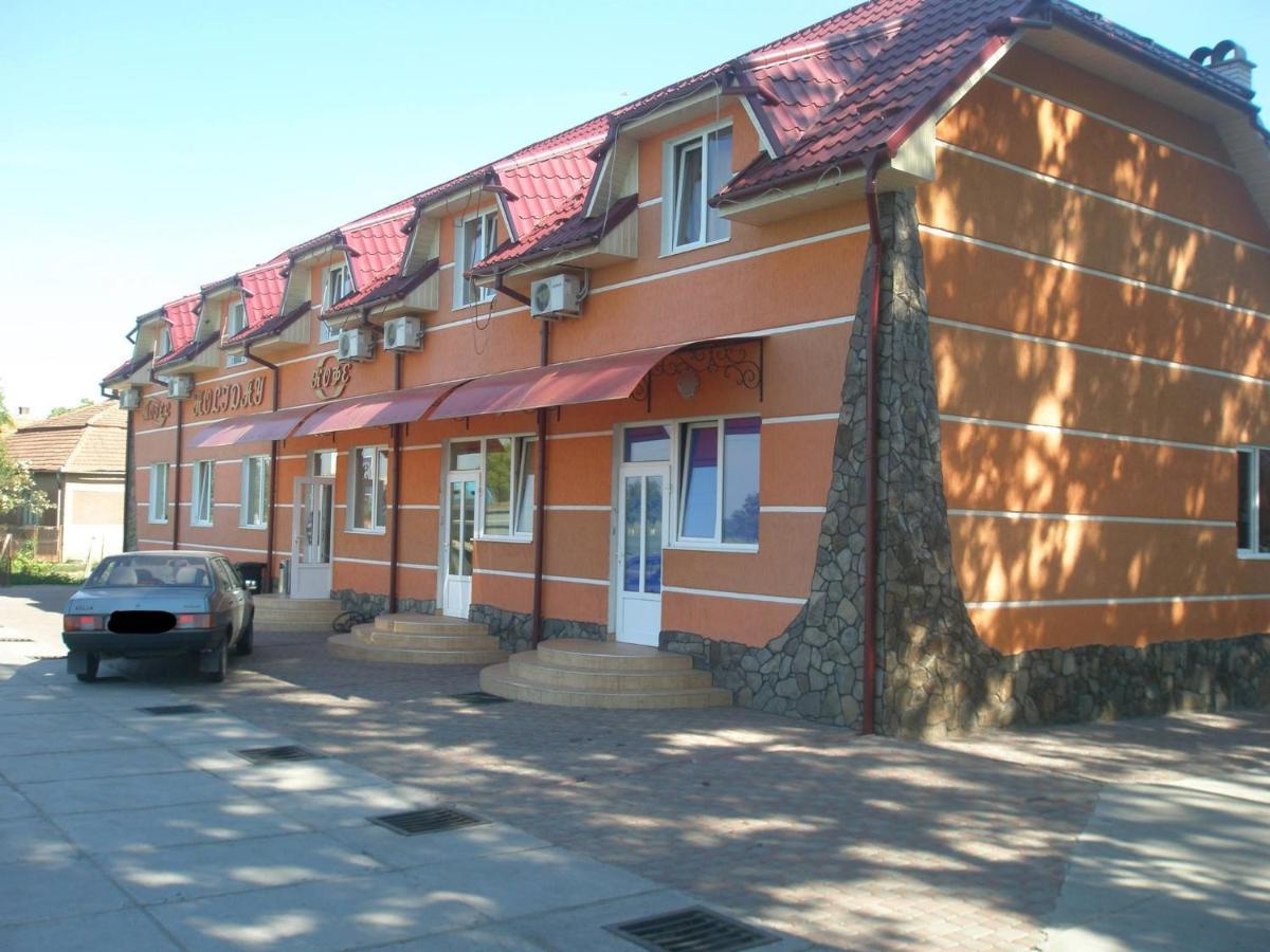 Holiday Panzió Tiszakeresztúr Kültér fotó